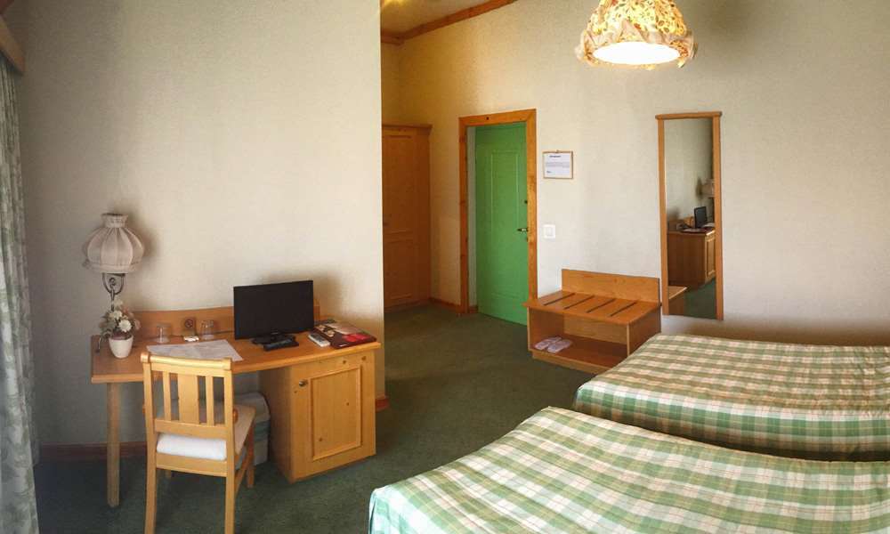 ランドハウス ホテル ブロヴァルィー 部屋 写真